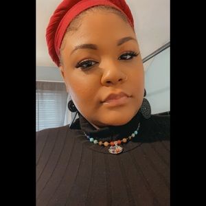 Meet your Posher, Monica